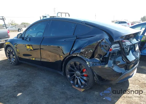 2022 Tesla Model Y Performance Dual Motor All-Wheel Drive from USA, damaged, VIN 7SAYGDEFXNF468140